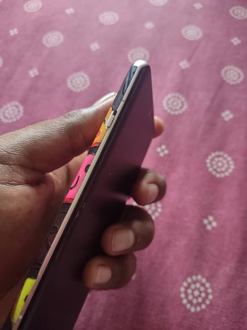 One Plus 12R 4