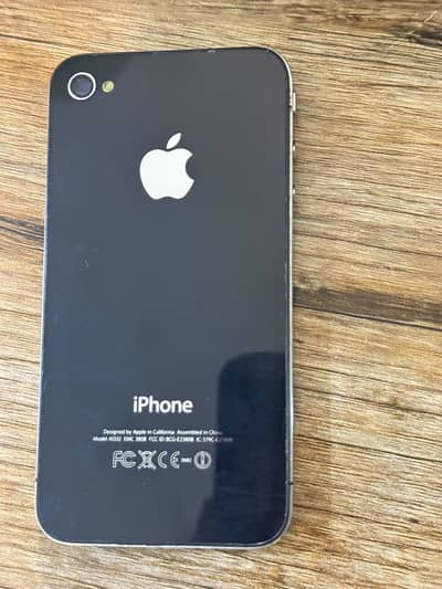 Apple iPhone 4s