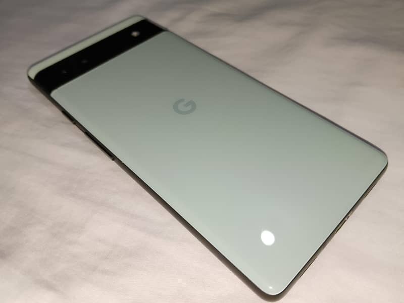 Google Pixel 6a 1