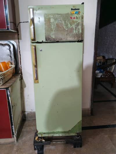 Dawlance fridge for sale