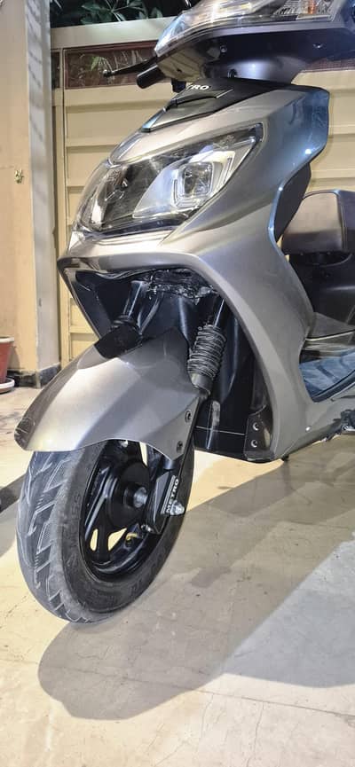 Electric Scooty 2026 model range 70km used only 550 km