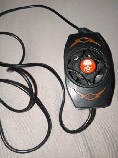 Mobile cooling fan
