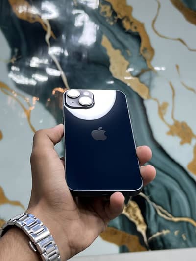 Apple iPhone 14