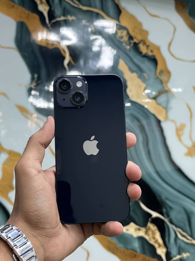 Apple iPhone 14 4