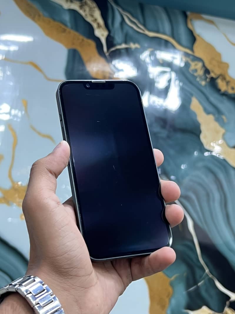 Apple iPhone 14 5
