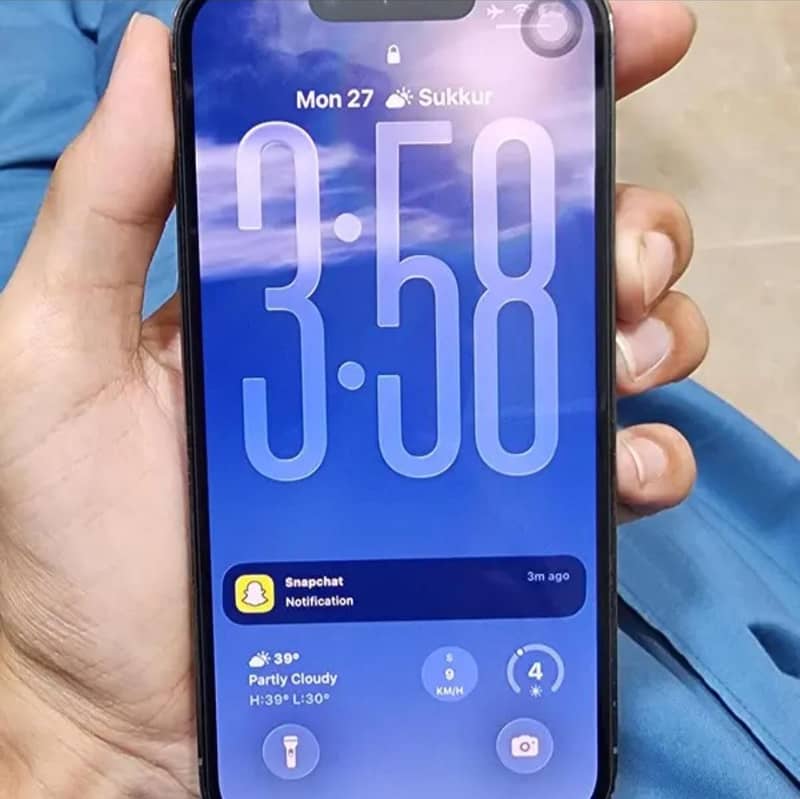 Apple iPhone 13 Pro 1