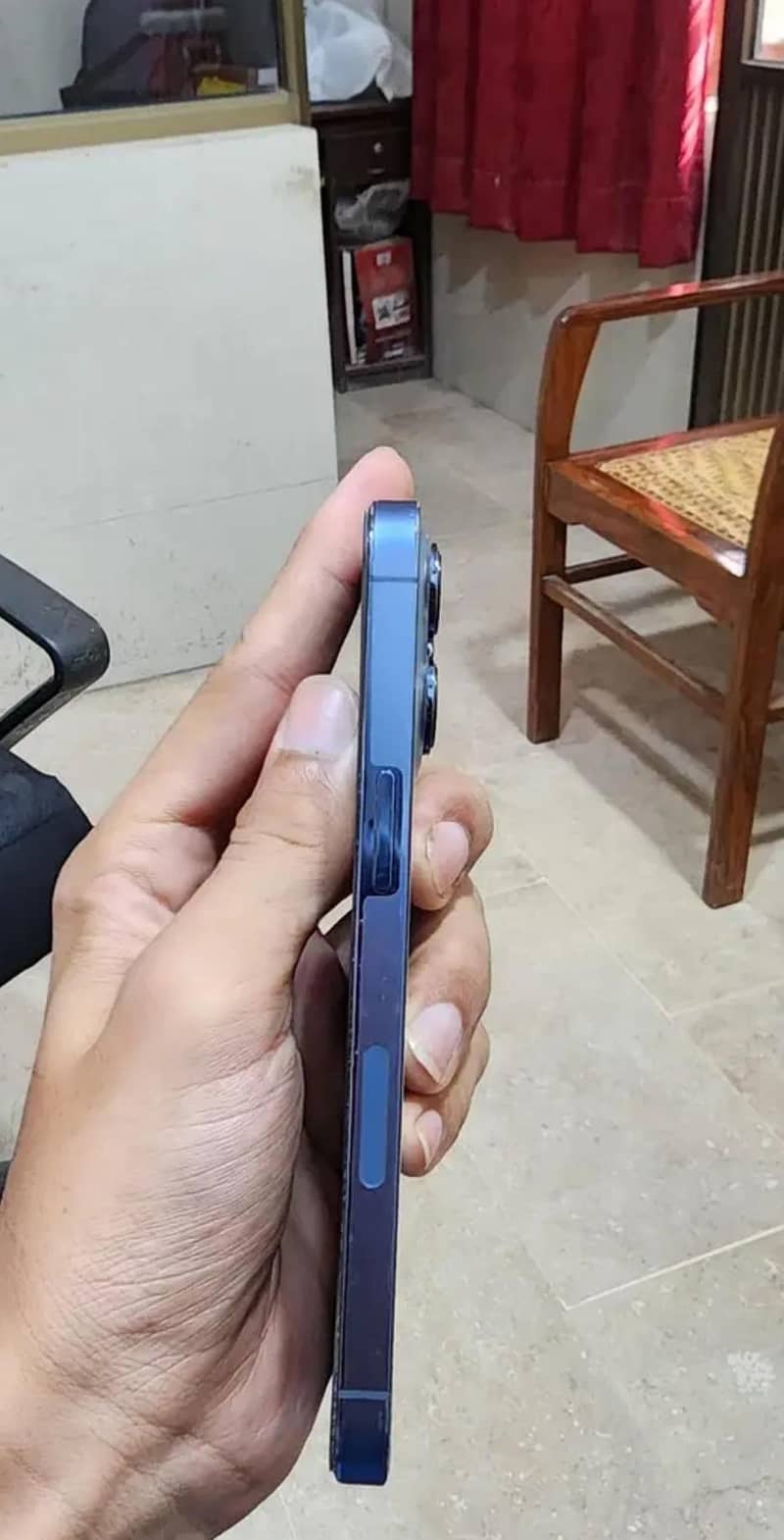 Apple iPhone 13 Pro 6