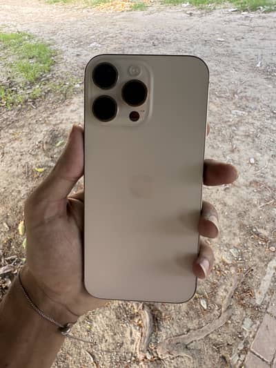 Apple iPhone 16 Pro Max