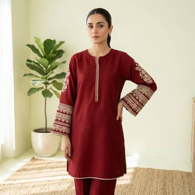 Maroon shamoz silk 2-piece Embroidered set