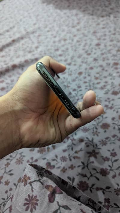 Apple iPhone XS