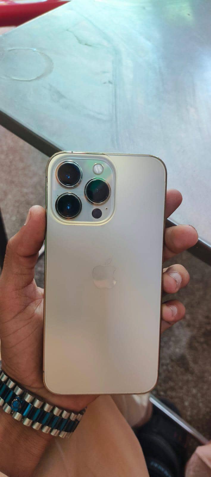 Apple iPhone 13 Pro 6