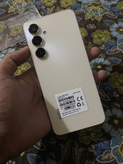Nubia v80 max