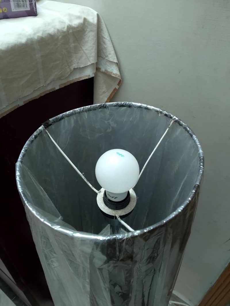 Floor Lamp 2