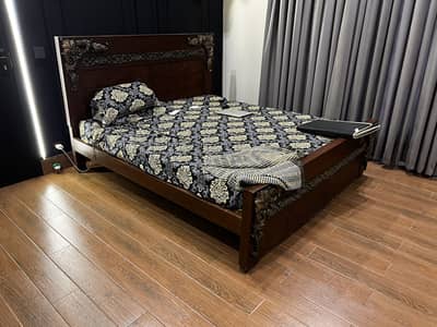King Size Bed & Sofa Cum Bed