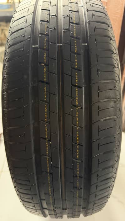 Bridgestone 185/55/R16 ( slightly used tires)  EP150