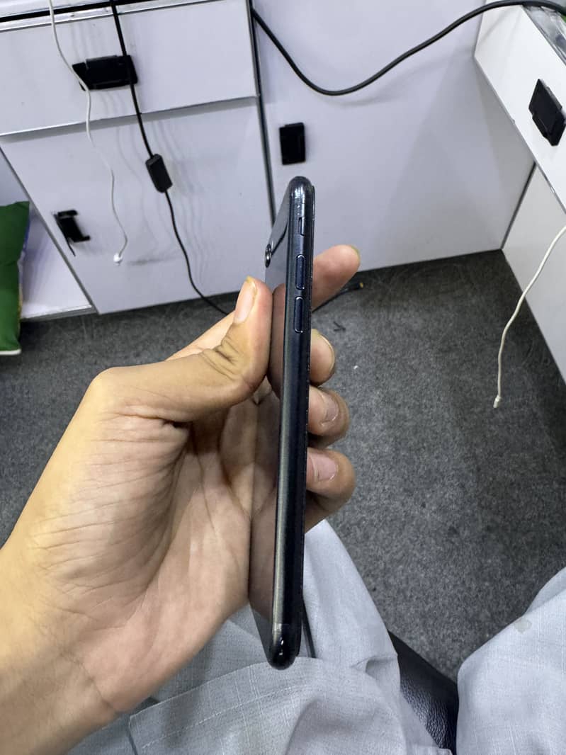 Apple iPhone SE 2
