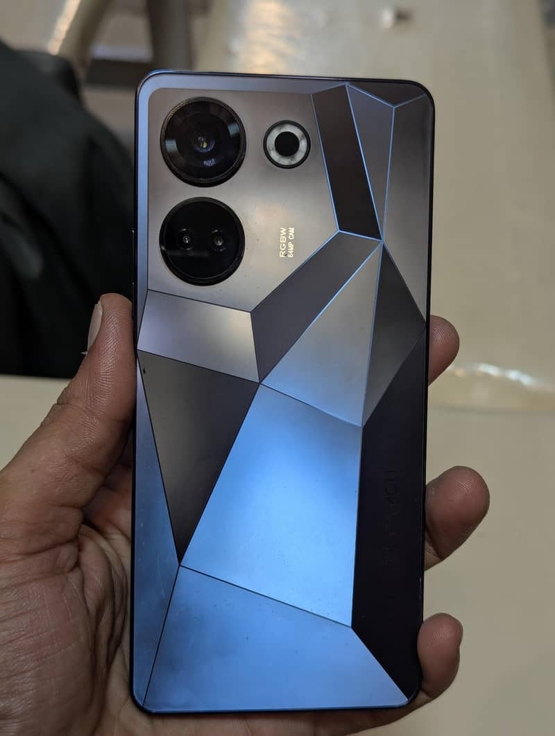 Tecno CAMON 20s Pro 3