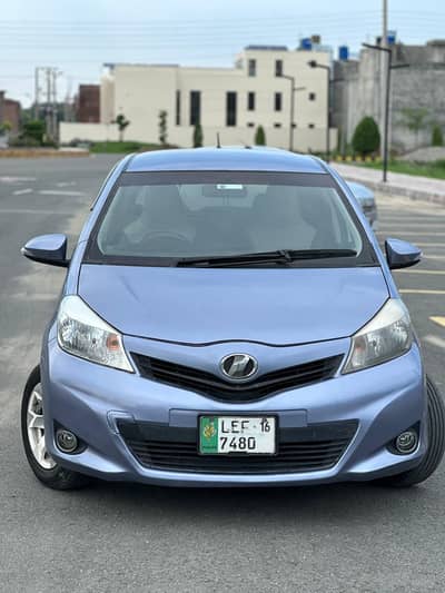 Toyota Vitz 2016