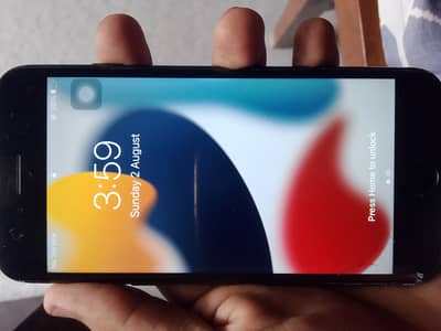 Apple iPhone 7