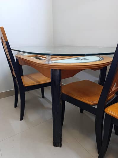 Premium Dining Table set for sale