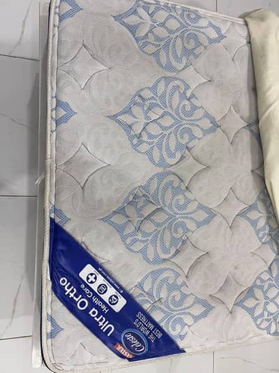 Bedset with vanity