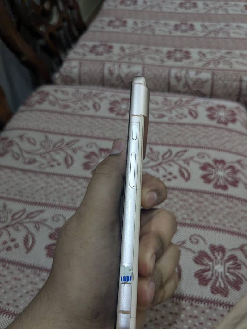 Google Pixel 8 3