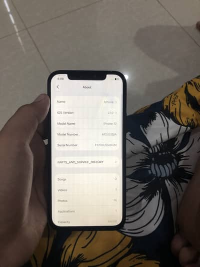Apple iPhone 12