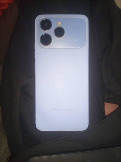 Tecno spark 40