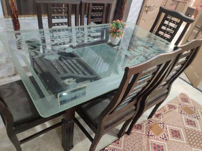 DYNING TABLE