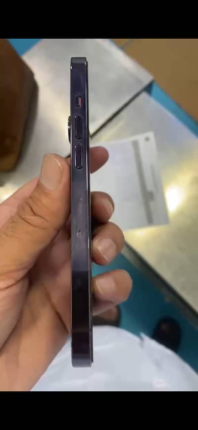 iPhone 14 Pro purple