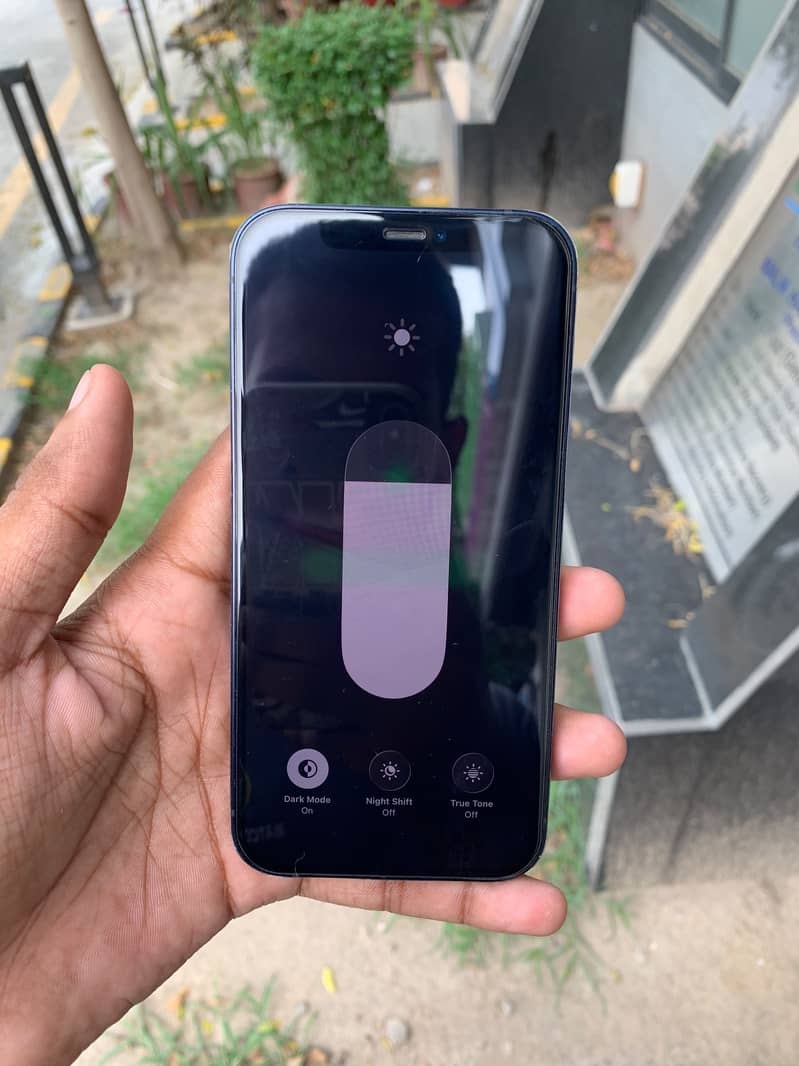 iPhone 12 2