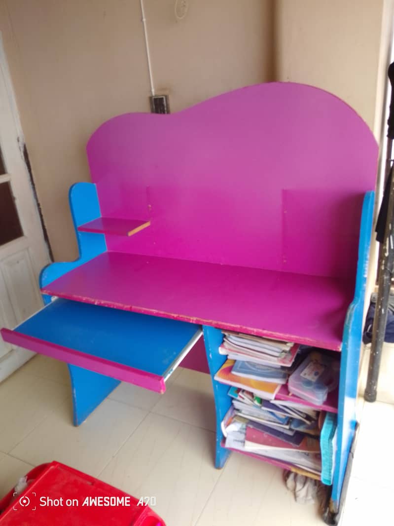 STUDY COME COMPUTER TABLE, 0