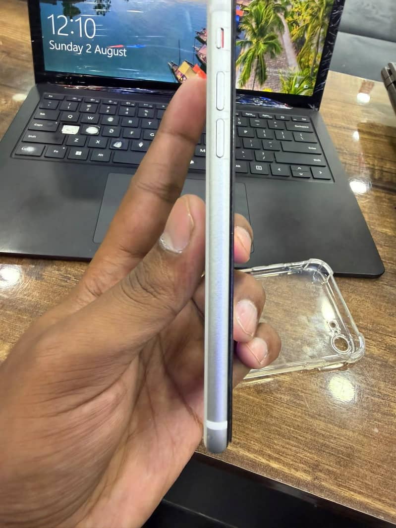 Apple iPhone SE 1