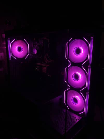 I 7 4th gen 8 gb ram 128 sad rgb gaming case