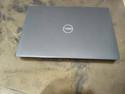 Dell core i7, Ram 16GB, Graphic Card, intel R, Latitude 5400