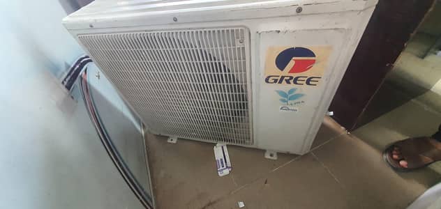 gree 1.5 ton ac Inverter