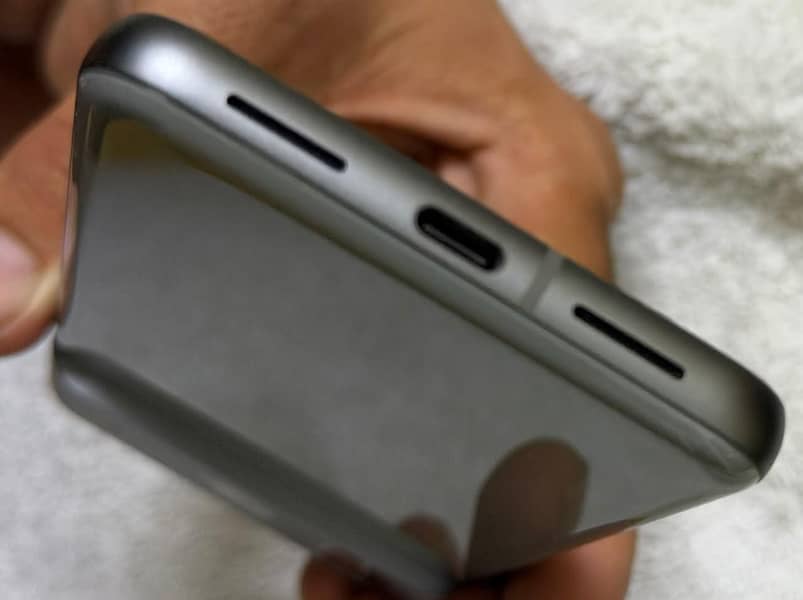 GOOGLE PIXEL 8 2