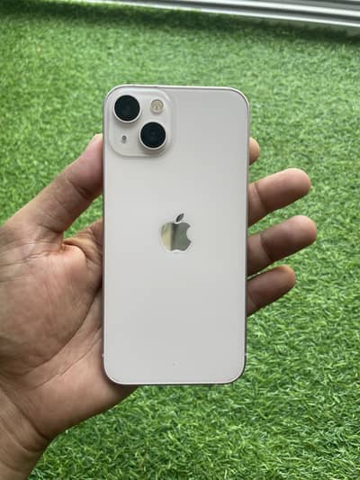 Apple iPhone 13