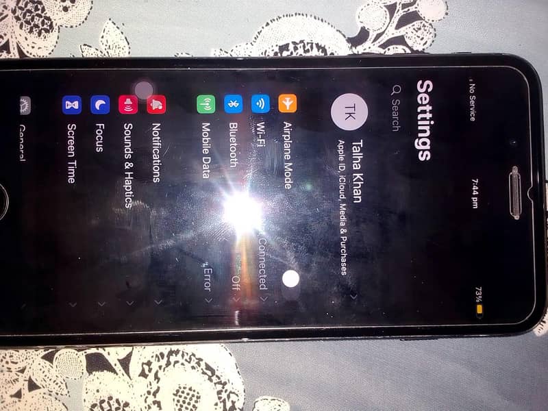 Apple iPhone 7 Plus 1