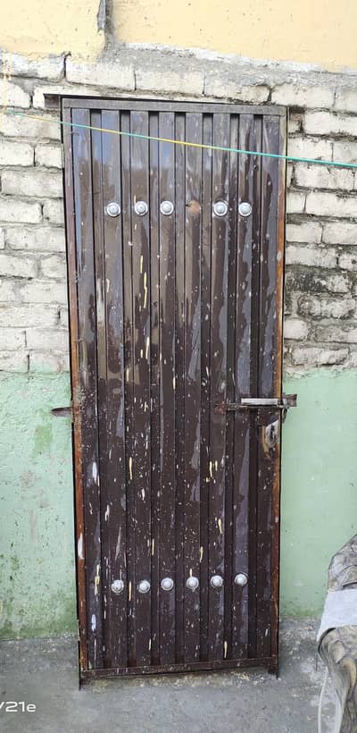 Single Iron Door For Sale (Urgently)