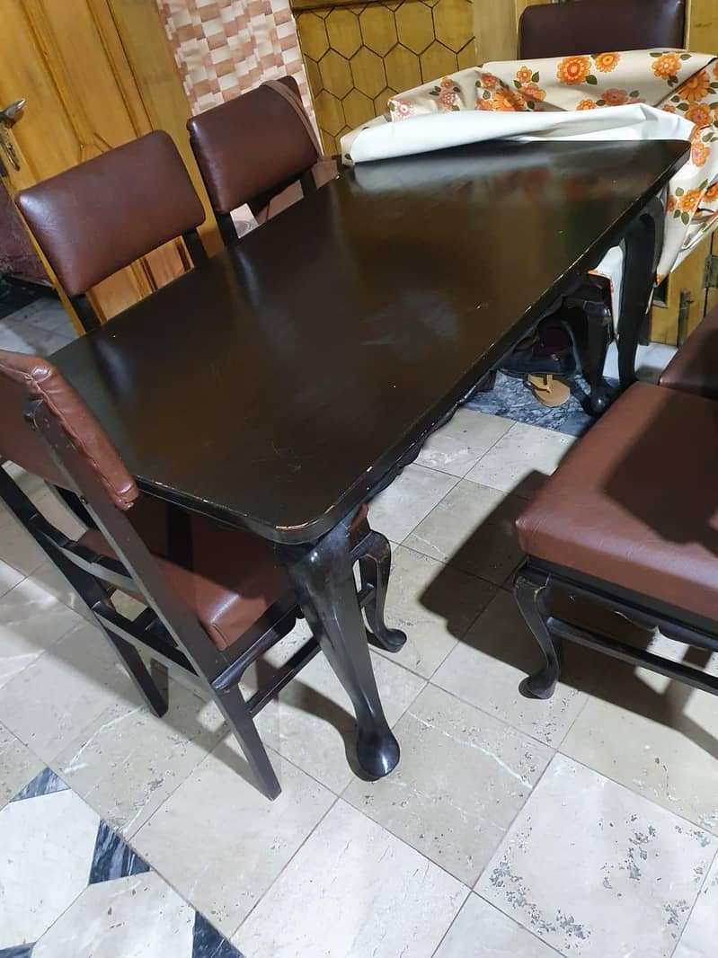 Dinning Table & Dining Chairs 5