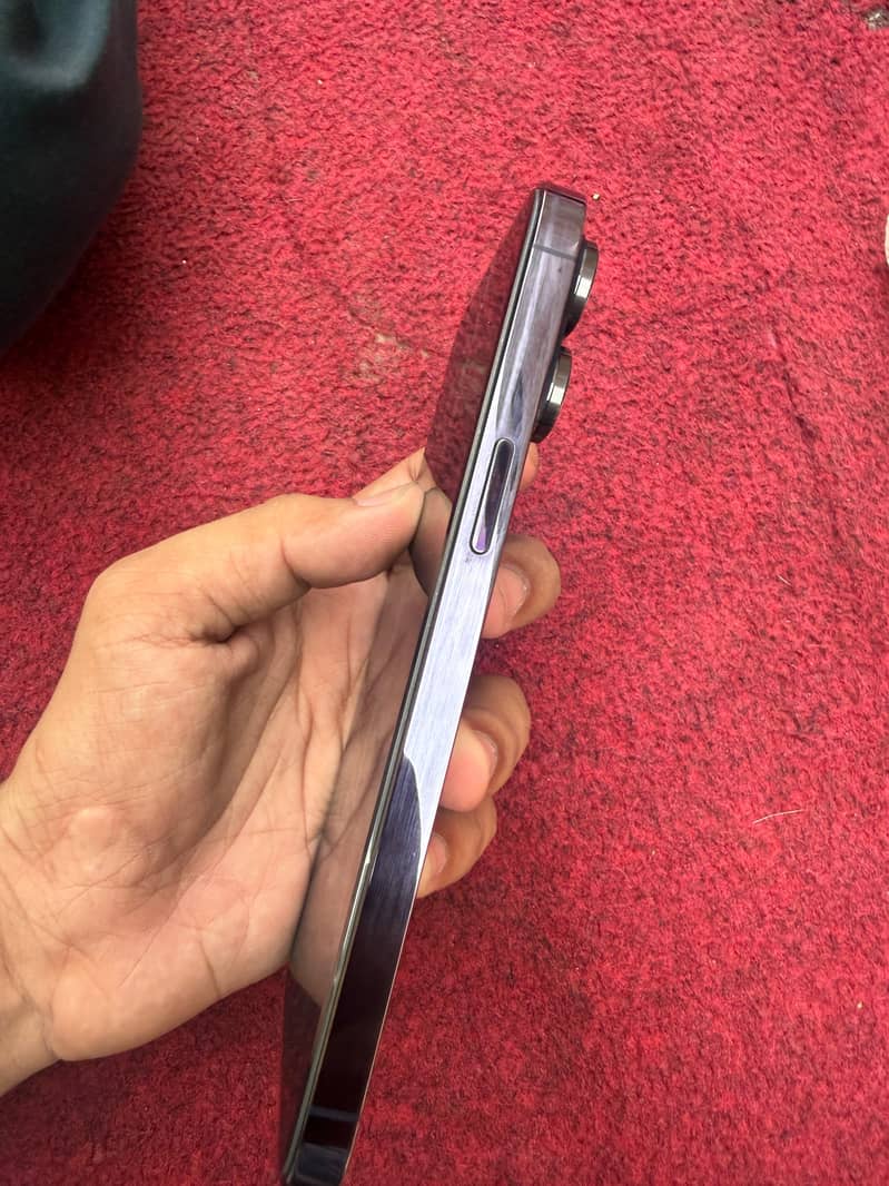 Apple iPhone 14 Pro Max 3