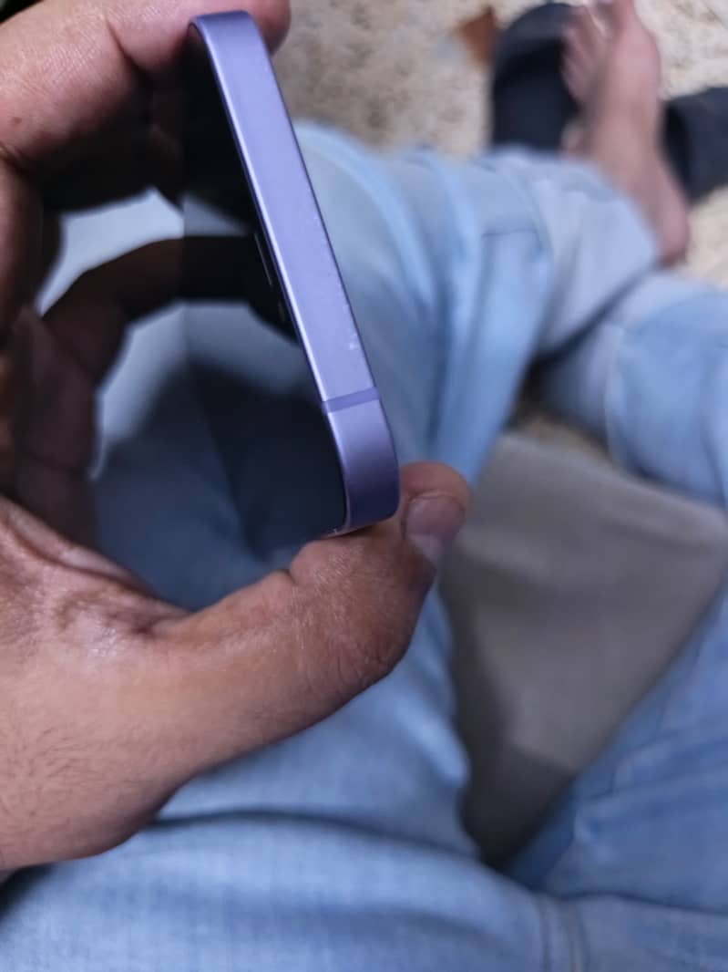 Apple iPhone 12 5