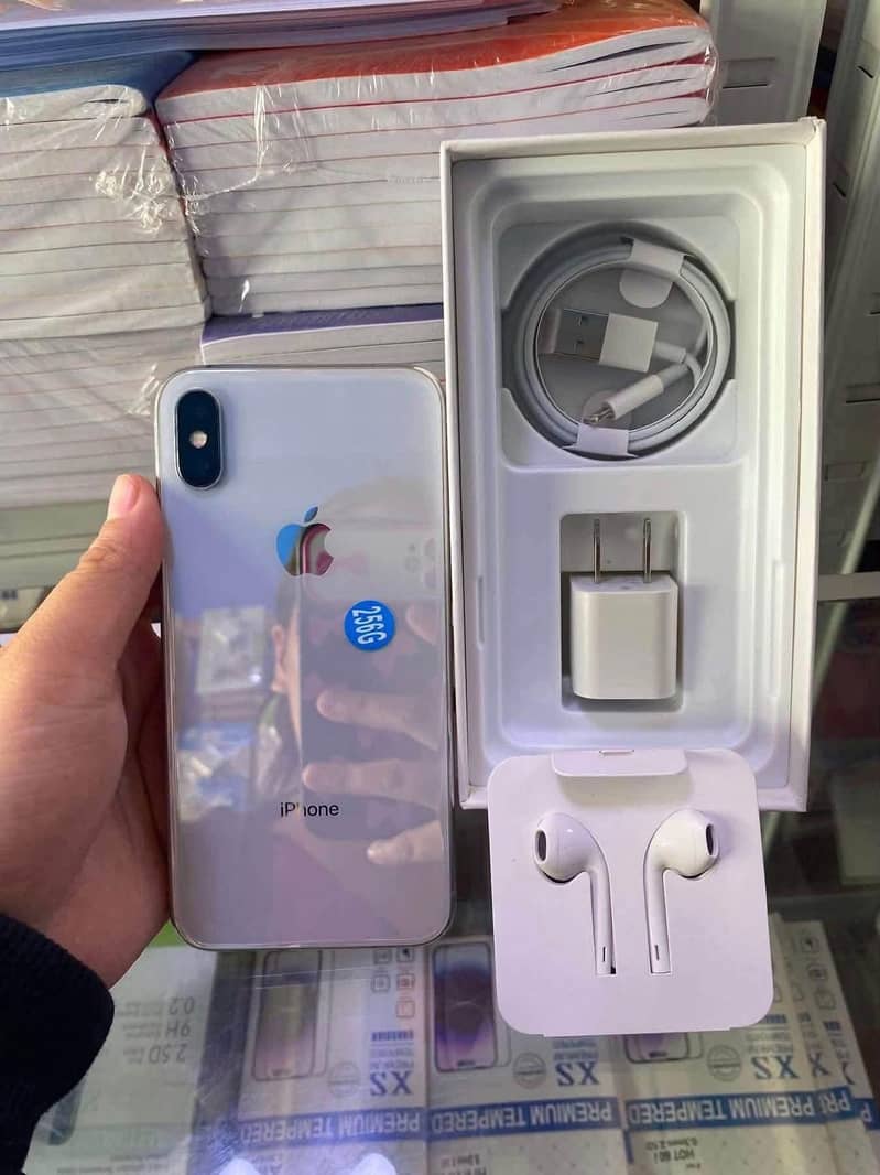 Apple iPhone X 3