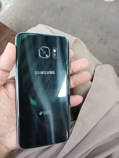 4/32 lush condishn officl pta dual sim