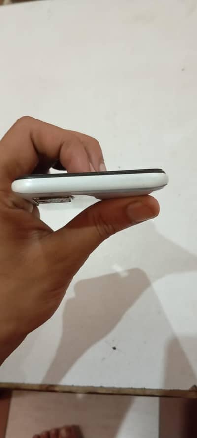 Oppo A52