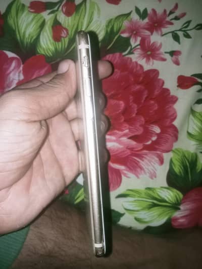 Apple iPhone 8