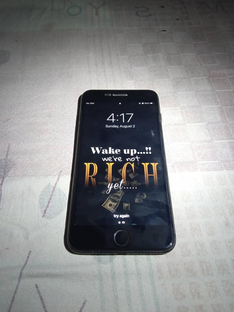 Apple iPhone 7 Plus 1