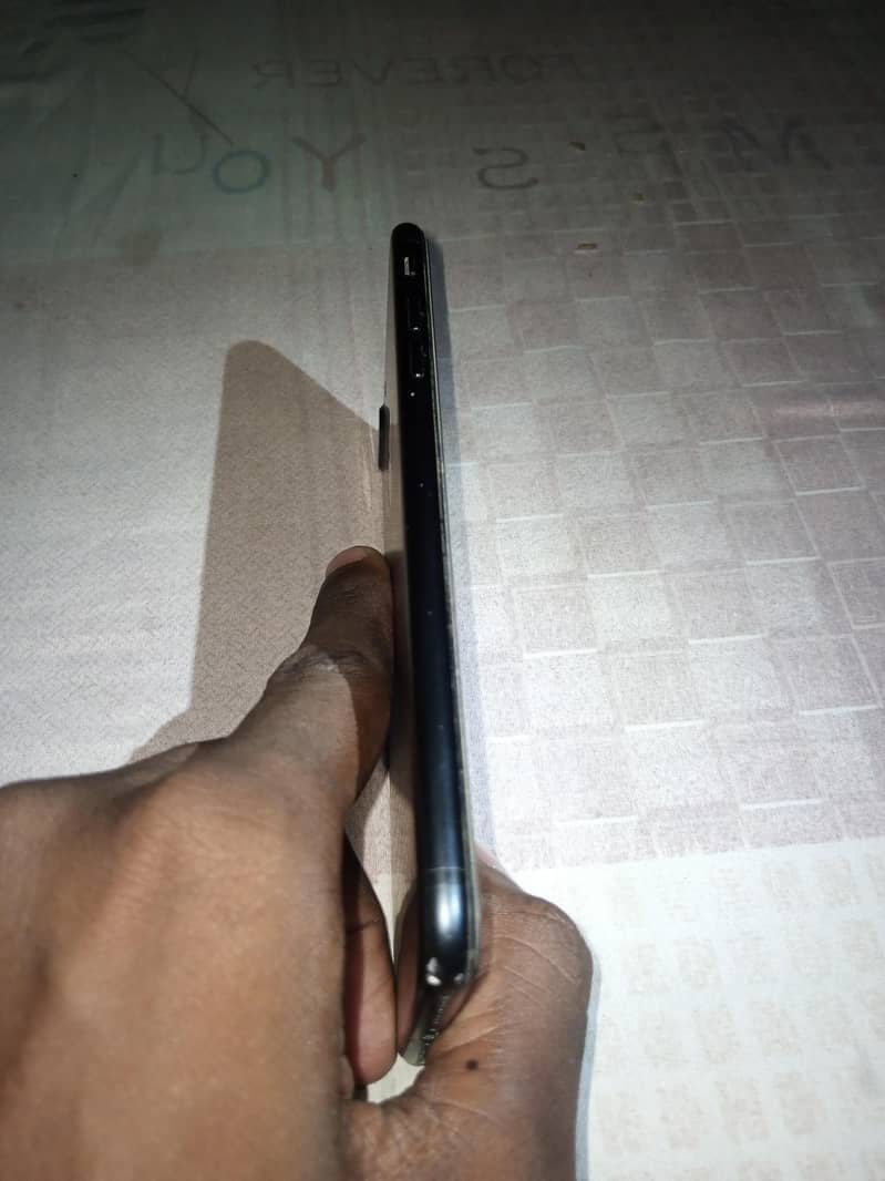 Apple iPhone 7 Plus 3