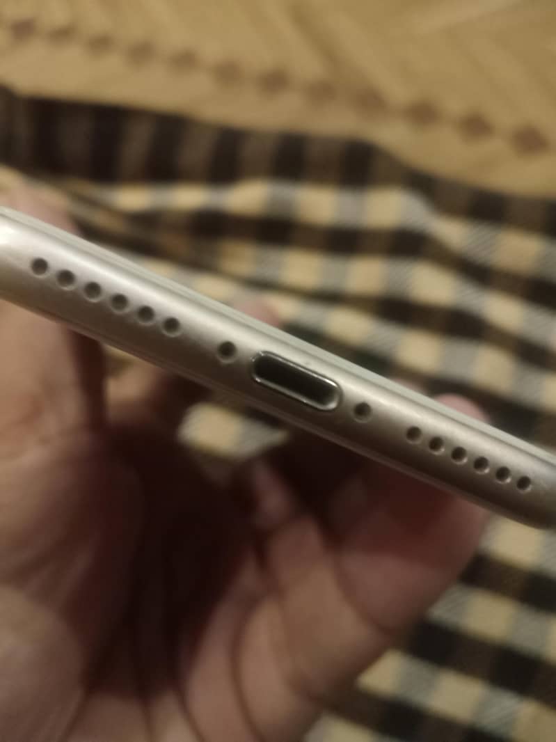 Apple iPhone 8 bypass 1